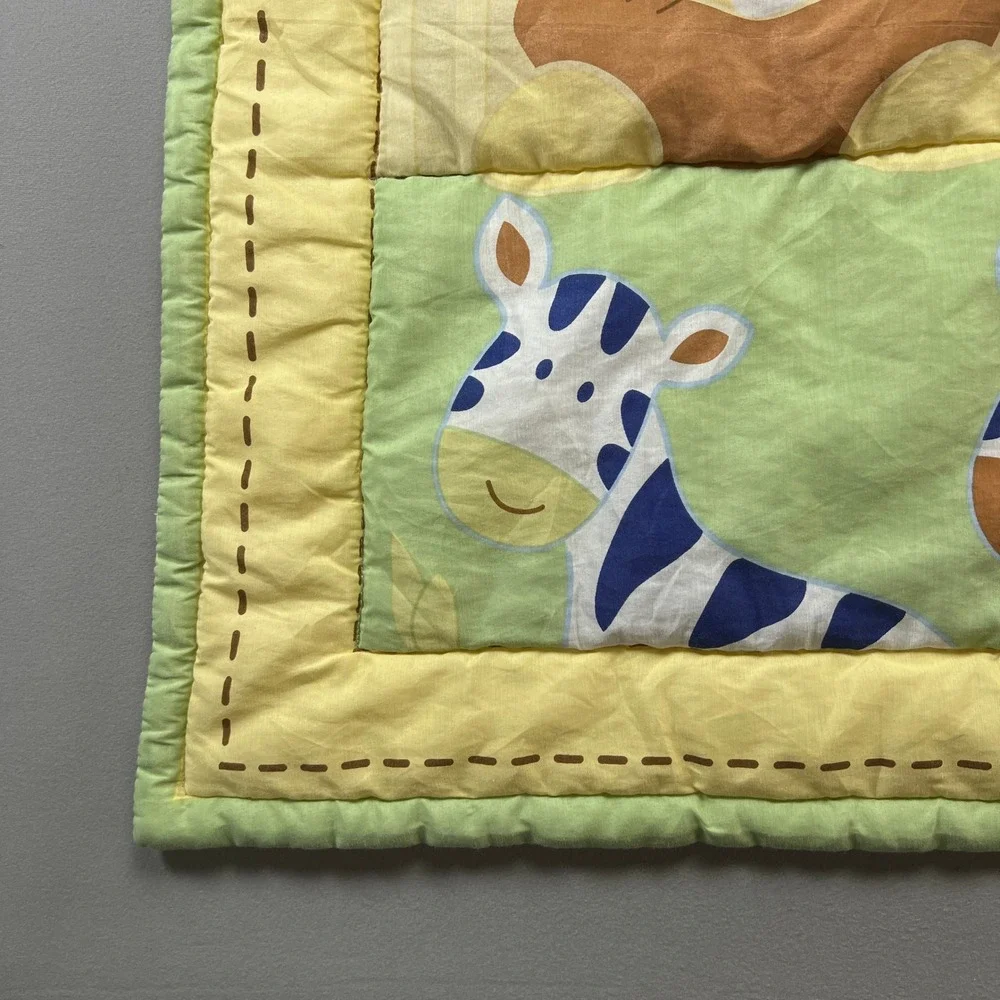 Fisher Price Precious Planet Baby Quilt Lion Monkey Zebra Nursery Bedding 43x33